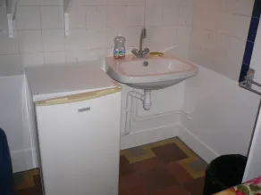 Quarto agradável e confortável. - Image 4
