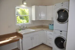 Contemporary Hideaway near Historic Harpers Ferry! - Image 2
