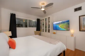 Walk To Beach/AC/Hot Tub/Parking/Great Family Home - Image 5