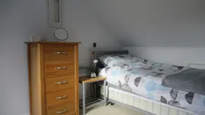 2 bedroom modern property in peaceful location close to the golf course - Image 2