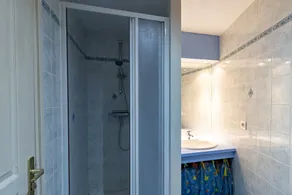 Maison en pierre piscine clim - Image 4