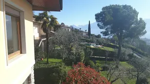 Romantic villa with a fantastic view of Lake Garda - Image 4