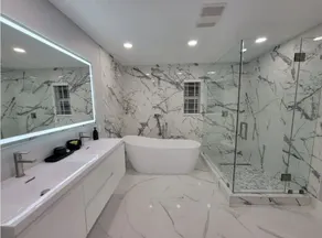 Stunning New Pool Jacuzzi 7BR Game Room Walk to the beach - Image 3