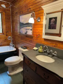 Classic Great Camp Carriage House - Image 4