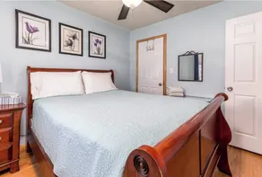 Bandera Texas McLintock Guesthouse--3 Blocks from Main St. - Image 2