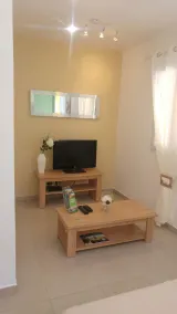 Appart piscina aquecida, Wifi, ar condicionado, TV rio 1 min e praia 5 min - Image 2