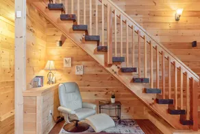 Cozy cabin with indoor fireplace - Image 2