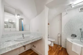 Short-Let Florence Pontevecchio Suite - Image 4