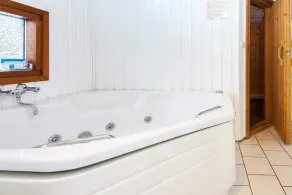 Abgeschiedener Rückzugsort mit Sauna - Image 5