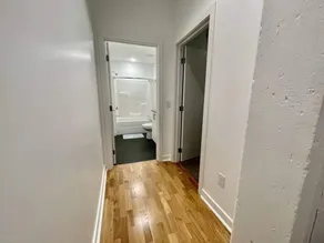A historic 700 square foot Atrium loft in the heart of the Old Market - Image 4