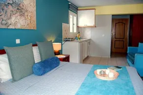 Alkyoni Apartments & Studios - Image 5