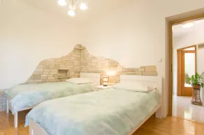 House Salvia - Image 3