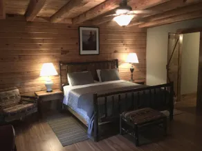 Cozy Mountain Cabin with pond one mile from the Blue Ridge Parkway - Image 4