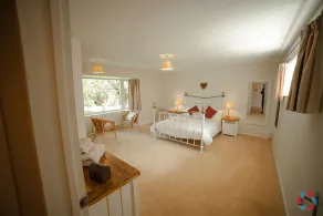 Large Detached Bungalow and Garden Within Village with pubs and shop - Image 5