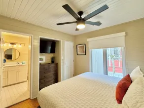 Luxury Renovation 2026! - 194 Ft to Beach in Seaside, 2 Kings & 2 Adult Bikes - Image 5