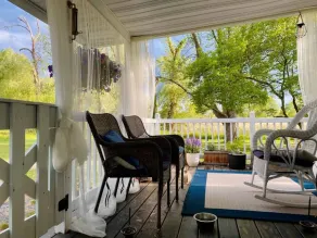 Hudson Valley Charming Cozy Farmhouse - Image 5