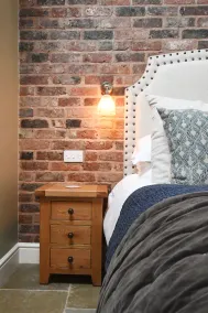Boutique Farm stay cottage in Worcestershire - Hot Tub / Dog Friendly - Image 3