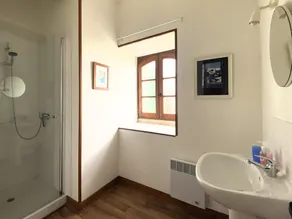 Ferme Composée de 5 Gites (28 personnes) - Image 3