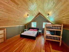 Cedar Cabin on Savary! - Image 4