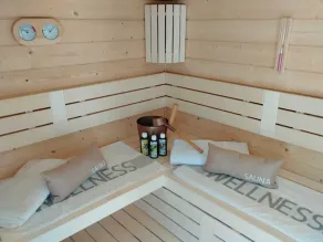 Little reverie Frango Eifel / castle rear Whirlpool / sauna house / massage chair - Image 3