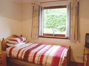 3 bedroom accommodation in Oakley, near Dunfermline - Image 5