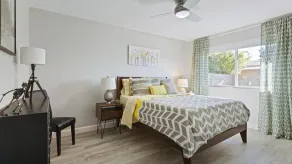 Modern and Stylish Remodeled 4 Bdrm w HTD Pool - Image 3