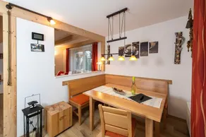 Apartamento cuidadosamente decorado com instalações modernas e terraço - Image 4