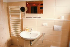 Tolles Familienapartment mit Infrarotsauna, Kaminofen und Balkon in Strandnähe - Image 3