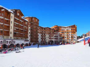 Duplex for 4, ski-in/ski-out, balcony - Image 5