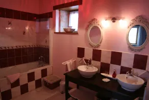 Chambre d'Hotes du Domaine de la Haute Poignandiere - Image 4