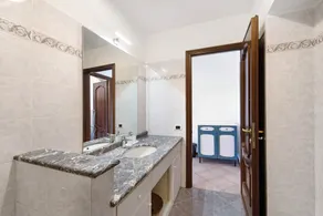 Apartamento 'La Finestra Sul Mare' con vistas al mar y balcón - Image 4