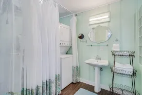 Blue Bay Breeze - Image 3