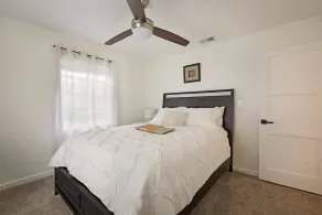 Crisp Coastal Home - Uber Popular Northwood Neighborhood of West Palm Beach - Image 4