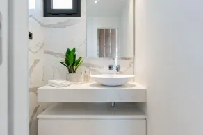 Banus Bay Townhouse - 5 Bed Townhouse nr Banus - Image 4