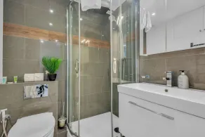 Beautiful 1 bedroom flat in Chelsea - Image 4