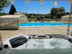 Les Granges du Château : Charming gîte with swimming pool in Burgundy - Image 2