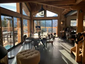 Welcome to White Combs Mountain Lodge , 5 stars, spa, close to lifts and village - Image 3