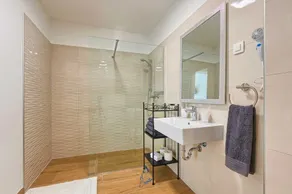 Modern 6-BR villa for 12+2 with pool close to Pula - Image 5