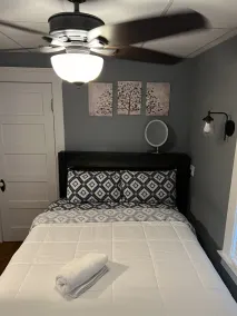 New 5 Bed 2 Bath near Syracuse University and Downtown with Plenty of Parking - Image 5