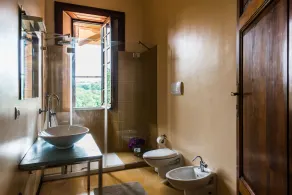 Villa with swimming pool, jacuzzi and tennis, in front of the Aeolian Islands - Image 2