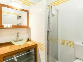 Hyggelig lejlighed for 6 personer med pool, WIFI, TV, terrasse og kæledyr tilladt - Image 2