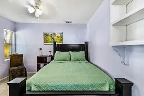Lägenhet i pittoreska triplex 12 kvarter från UF och centrum - Image 4