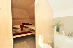Großzügige Doppelhaushälfte mit Sauna nur Wenige Schritte zum Strand - Image 2