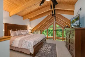 Slice Of Heaven 3 Bedroom Home by NW Comfy Cabins by RedAwning - Image 4