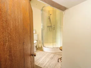 HAZEL BROW - Country House Retreat with Alpaca Walks, Farm & Hot Tub Rental Available - Image 2