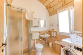 Villa proche de la plage avec jacuzzi et vue mer - Image 5