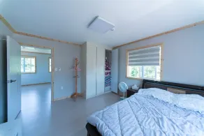 Wonderful Wood Family House in Jeju in nature - Image 5