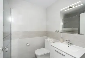 Appartamento vacanze \"Casa Chana\" con terrazza, piscina condivisa e Jacuzzi - Image 4