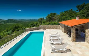 Nice home in Motovun with sauna - Image 4