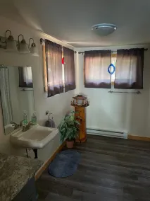 Relax with a view at Oasis North on Lake Gogebic - Image 5